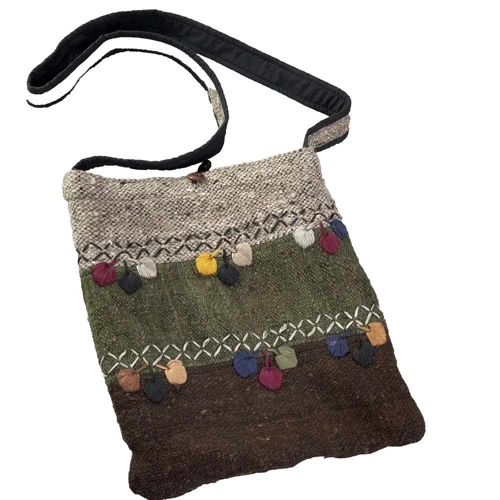 VTG Handmade Shoulder Crossbody Bag Women's Wool Embroidered Boho Tassel Artisan